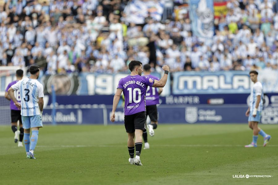 Jacobo González celebrando su gol (La Liga)