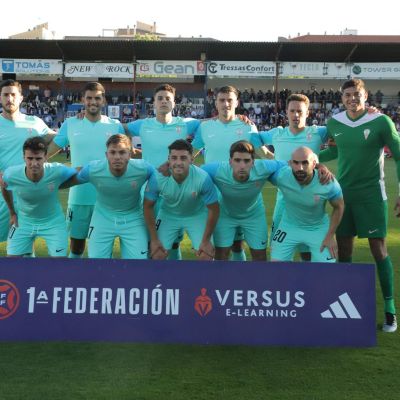 Javi Alonso (el segundo arriba a la izquierda) en el once andaluz (@AlgecirasCF)