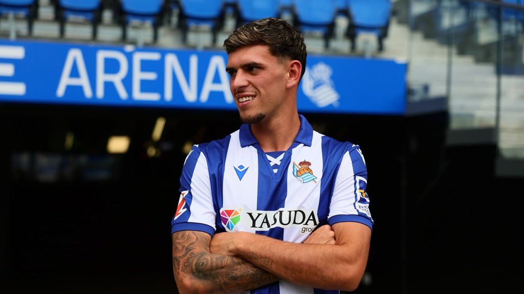 Javi López (@REALSOCIEDAD).