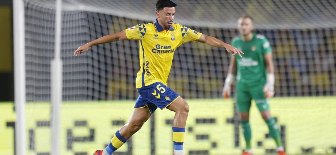 Javi Muñoz en el debut de Las Palmas (@UDLP_Oficial)
