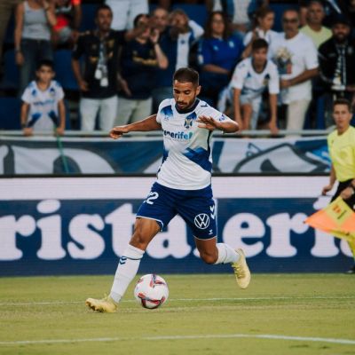Jeremy Mellot ante el Racing en el Heliodoro (@CDTOficial)