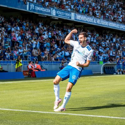 Jesús de Miguel celebra un gol (CD TENERIFE)