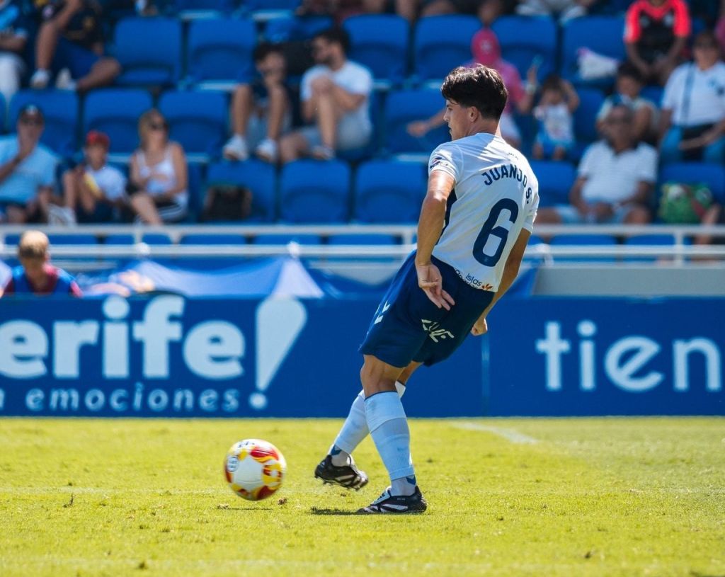 Juanjo (CD TENERIFE)|Juanjo (CD TENERIFE)