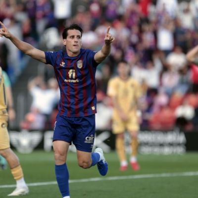 Juanto Ortuño celebrando un gol (La Liga)