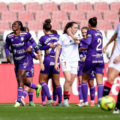 Jugadoras del costa Adeje celebran uno de los goles (UD Costa Adeje)