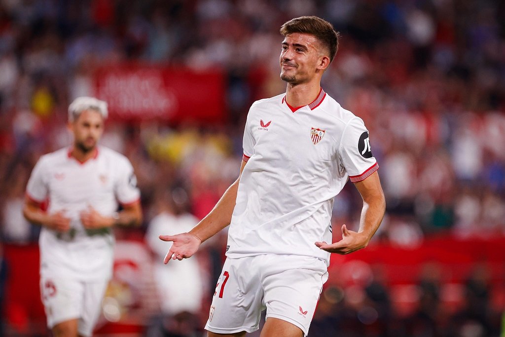 Kike Salas celebra su primer gol de la temporada (SEVILLA FC).