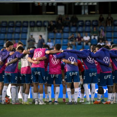 La plantilla blanquiazul (CD Tenerife / San Acosta)