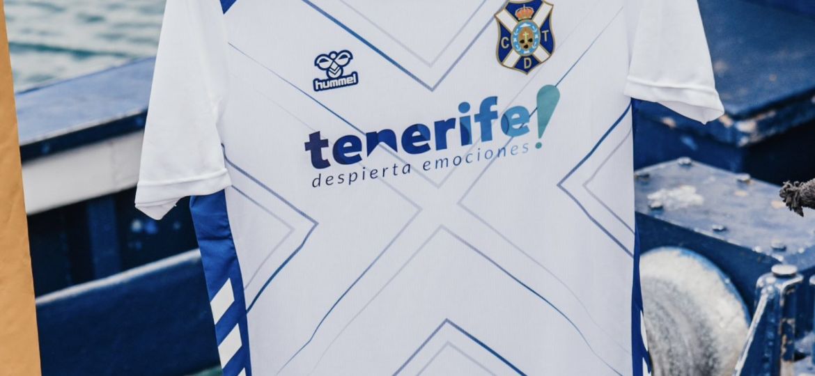 La primera equipación del representativo para la temporada 25-26 (@CDTOficial)