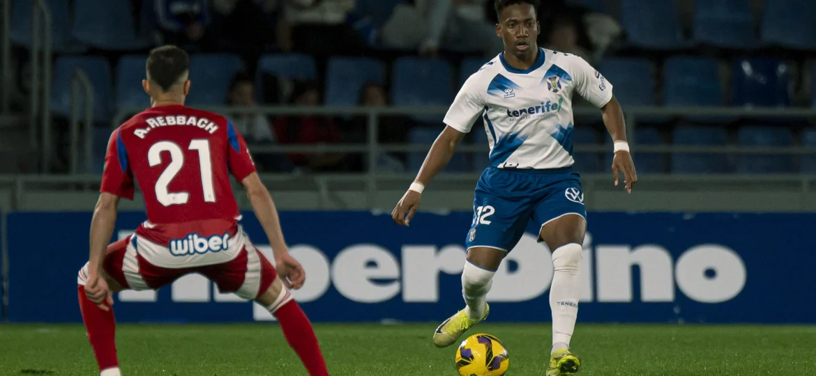 Landázuri contra el Granada (CD Tenerife)