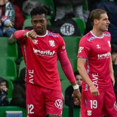 Landázuri tras marcar al Racing (La Liga)