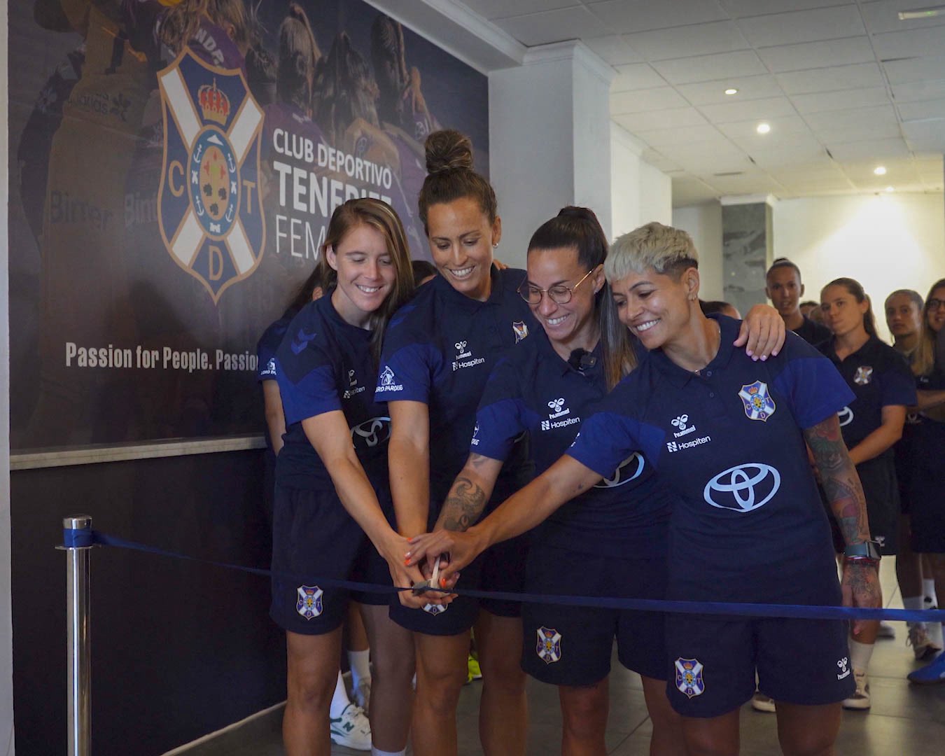 Las capitanas del conjunto blanquiazul (CD Tenerife Femenino)