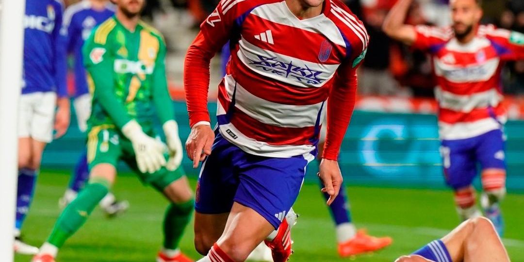 Lucas Boyé celebrando su gol al Oviedo (@GranadaCF)