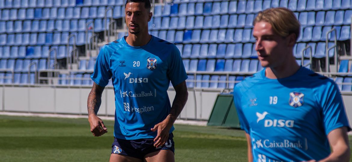Maikel Mesa y Álex Cantero en un entrenamiento (CD Tenerife)