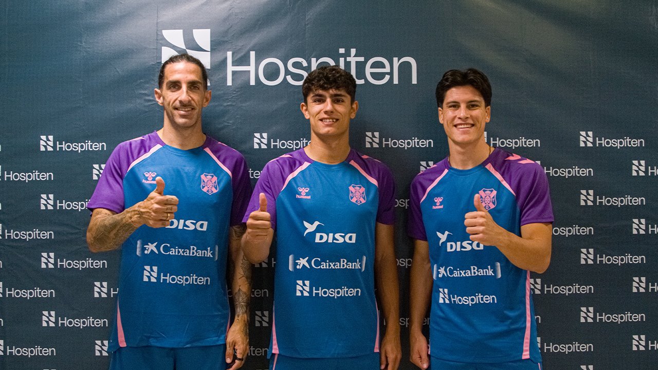 Marc Mateu, Zoilo y Juanjo Sánchez tras pasar el reconocimiento médico (CD Tenerife)