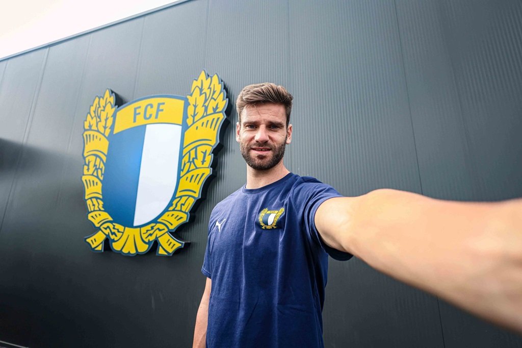 Mario González en Portugal (@FCF1931_Oficial).