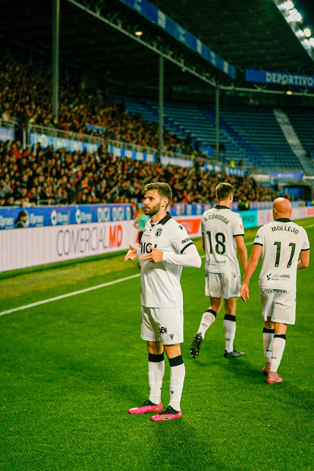 Mario González, doblete en Mendizorroza (@BURGOSCF).