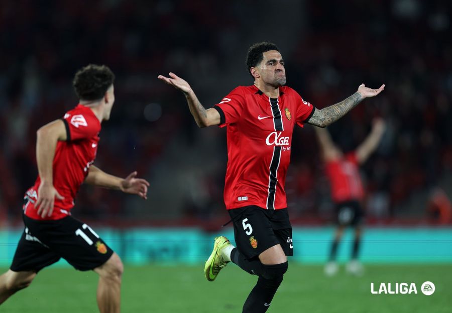 Mascarell celebra su gol al Elche (@LALIGA).