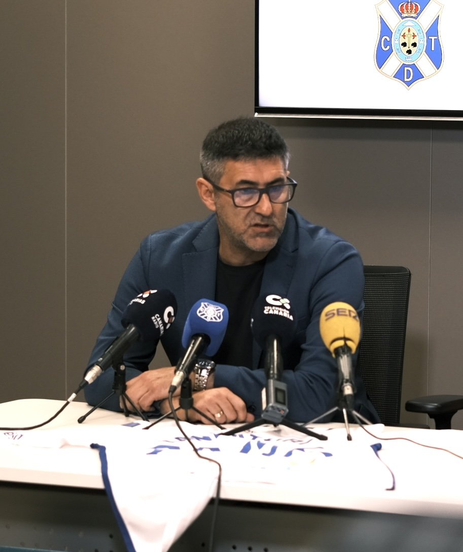 Mauro Pérez en Hospiten (@CDTOficial)