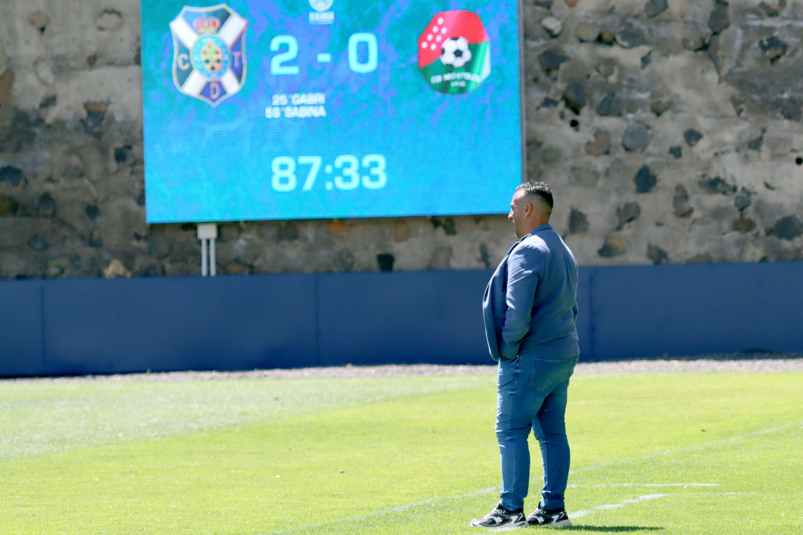 Mazinho durante un partido en Geneto (@CDTOficial)