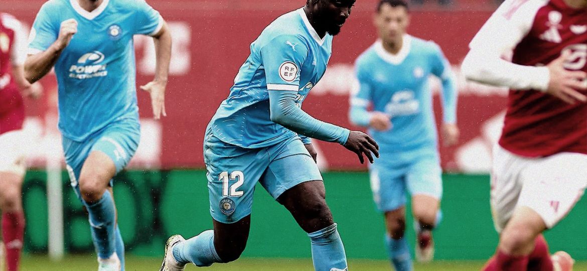 Mo Dauda jugando en Murcia con el conjunto celeste (@ibizaud)