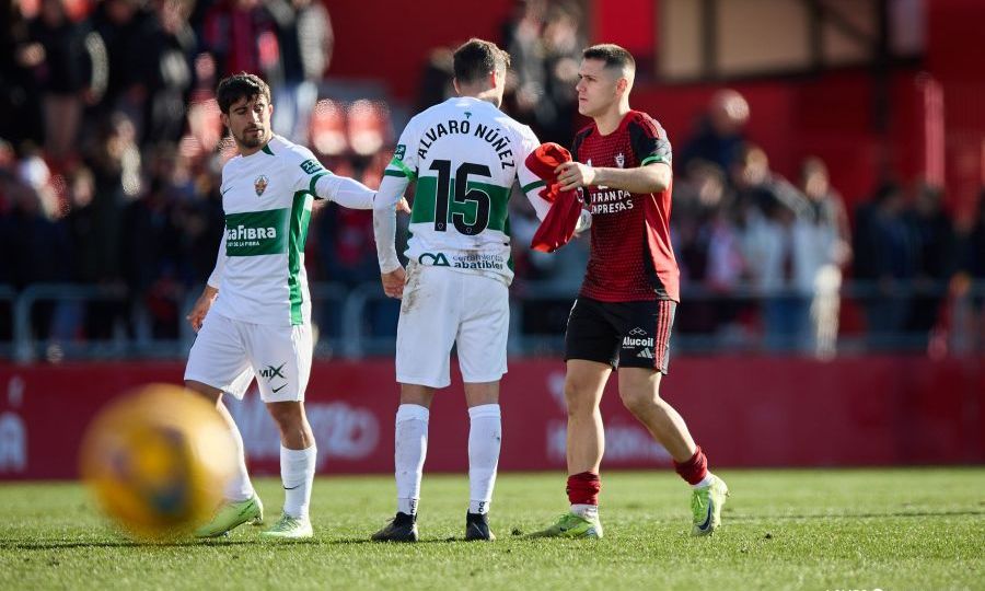 Momento del Mirandés - Elche (La Liga)