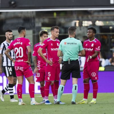 Moreno Aragón tras expulsar a Landázuri (LA LIGA)