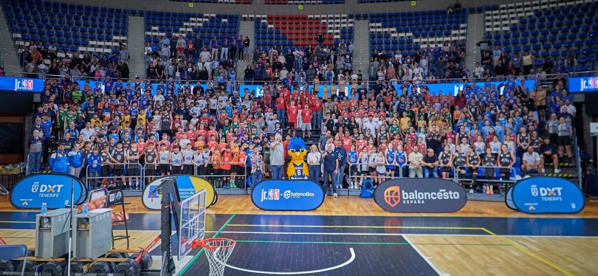 Participantes de la Junior NBA League 3x3 (CEDIDA)