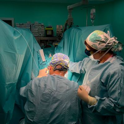 Nota de Prensa - Hemorroides y fiěstulas anales - Hospiten