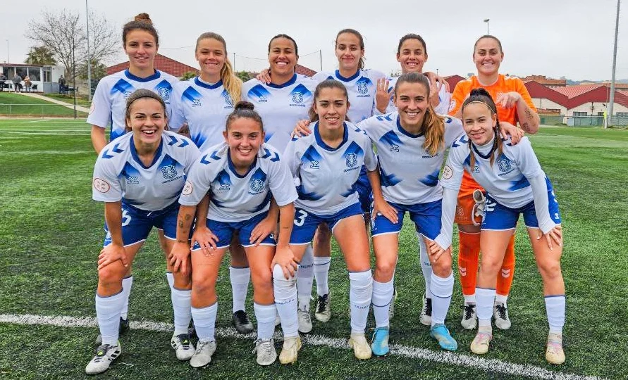 Once blanquiazul ante el Cacereño (CD Tenerife)