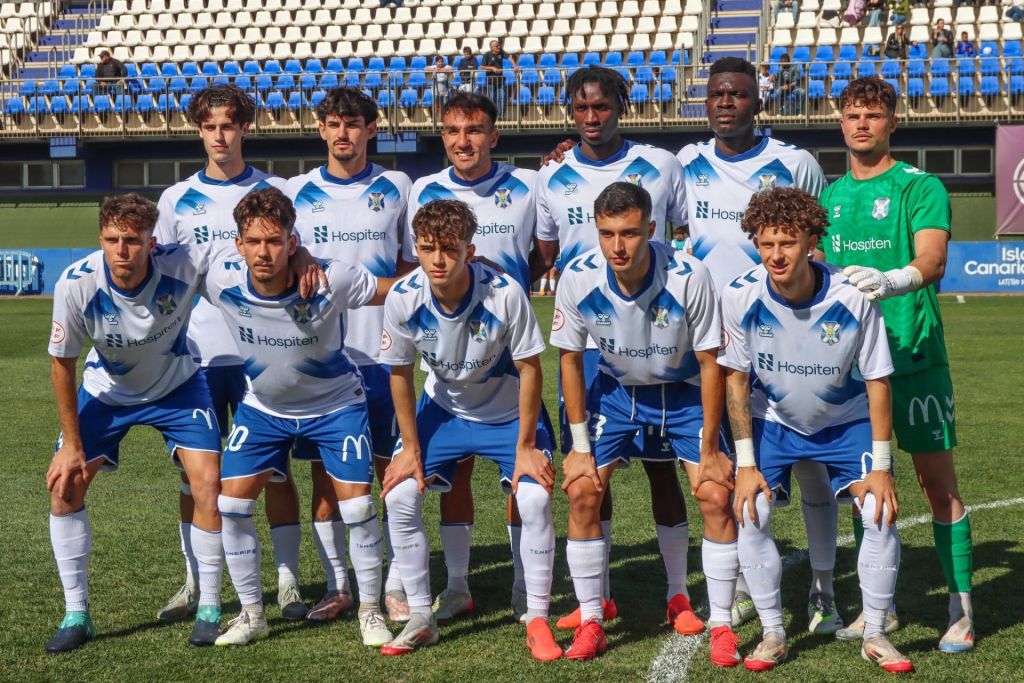 Once blanquiazul frente al Móstoles (@CdtCantera)