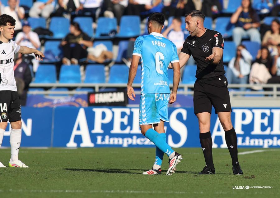 Orellana Cid hablando con Fabio (La Liga)