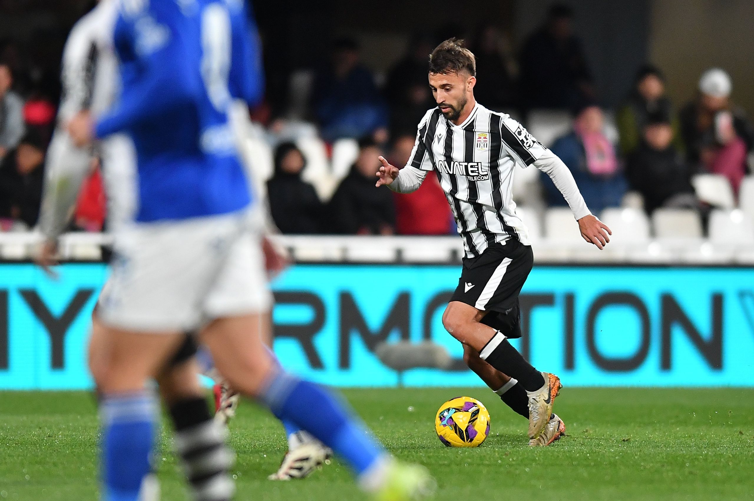 Óscar Clemente con el Cartagena (@FCCartagena_efs