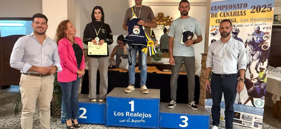 Podio del Campeonato de Canarias de Raid 2025 (CEDIDA)