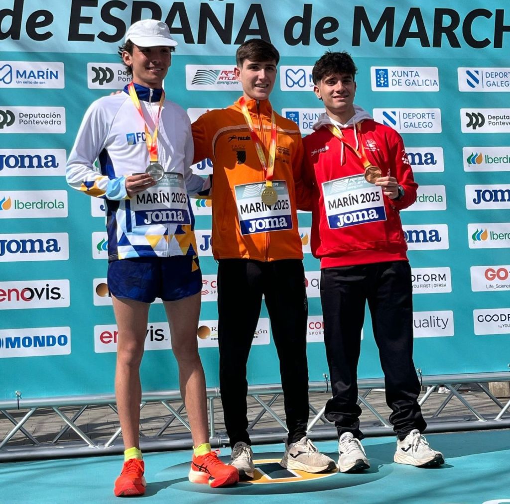 Pablo González con su medalla (CEDIDA)