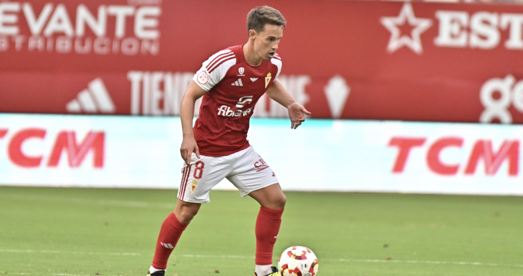 Pablo Larrea esta temporada (Real Murcia)
