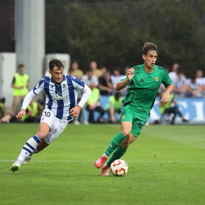 Partido entre el filial txuri-urdin y el Nástic (@NASTICTARRAGONA)