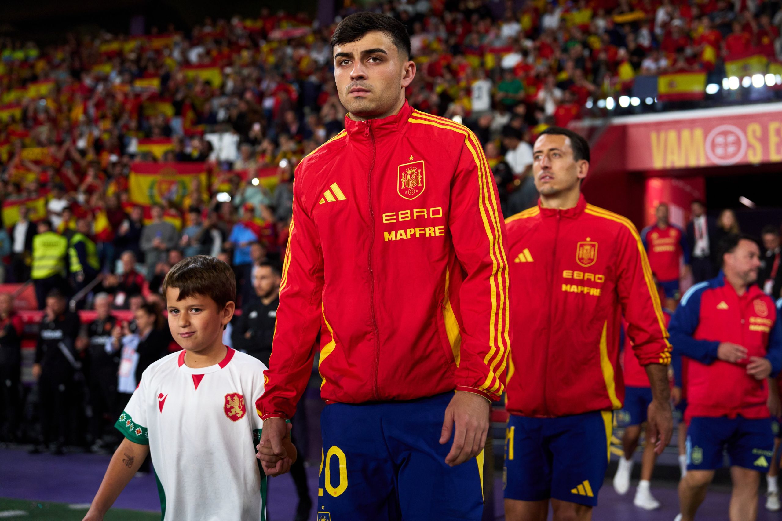 Pedri antes de jugar un partido con España (@SEFutbol)