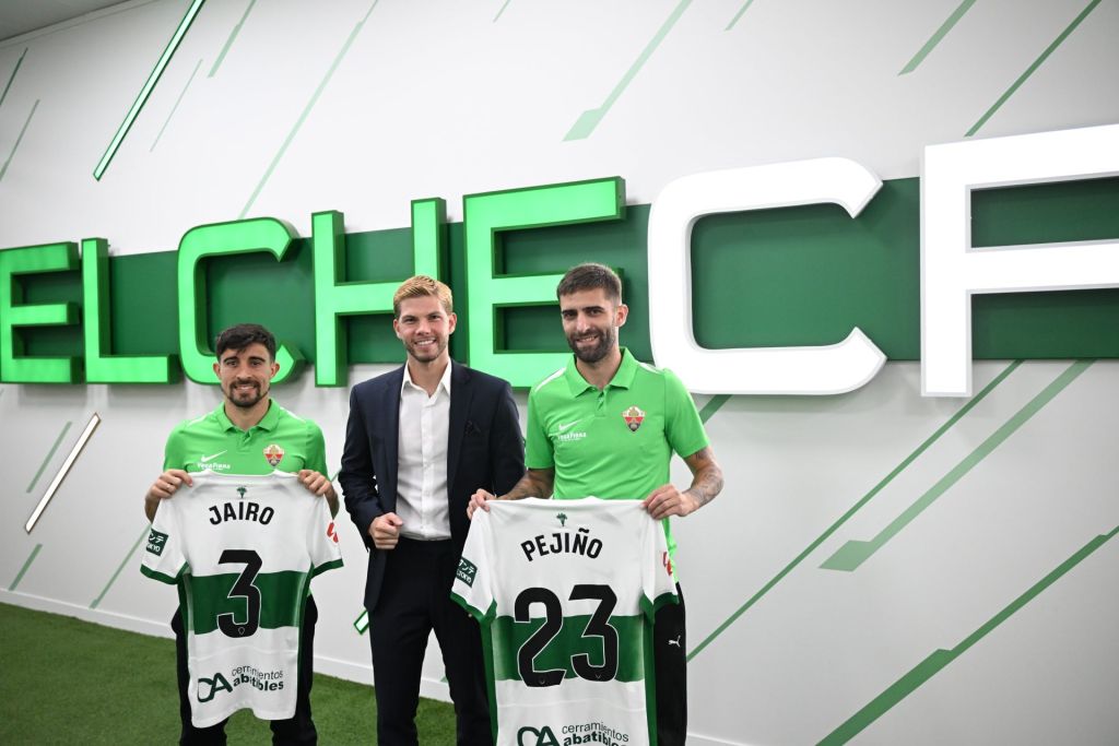 Presentación de Jairo y Pejiño como ilicitanos (@elchecf)
