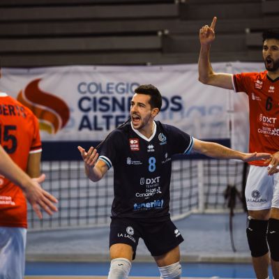 Jugadores del Cisneros como José Osado y Fabián Flores
