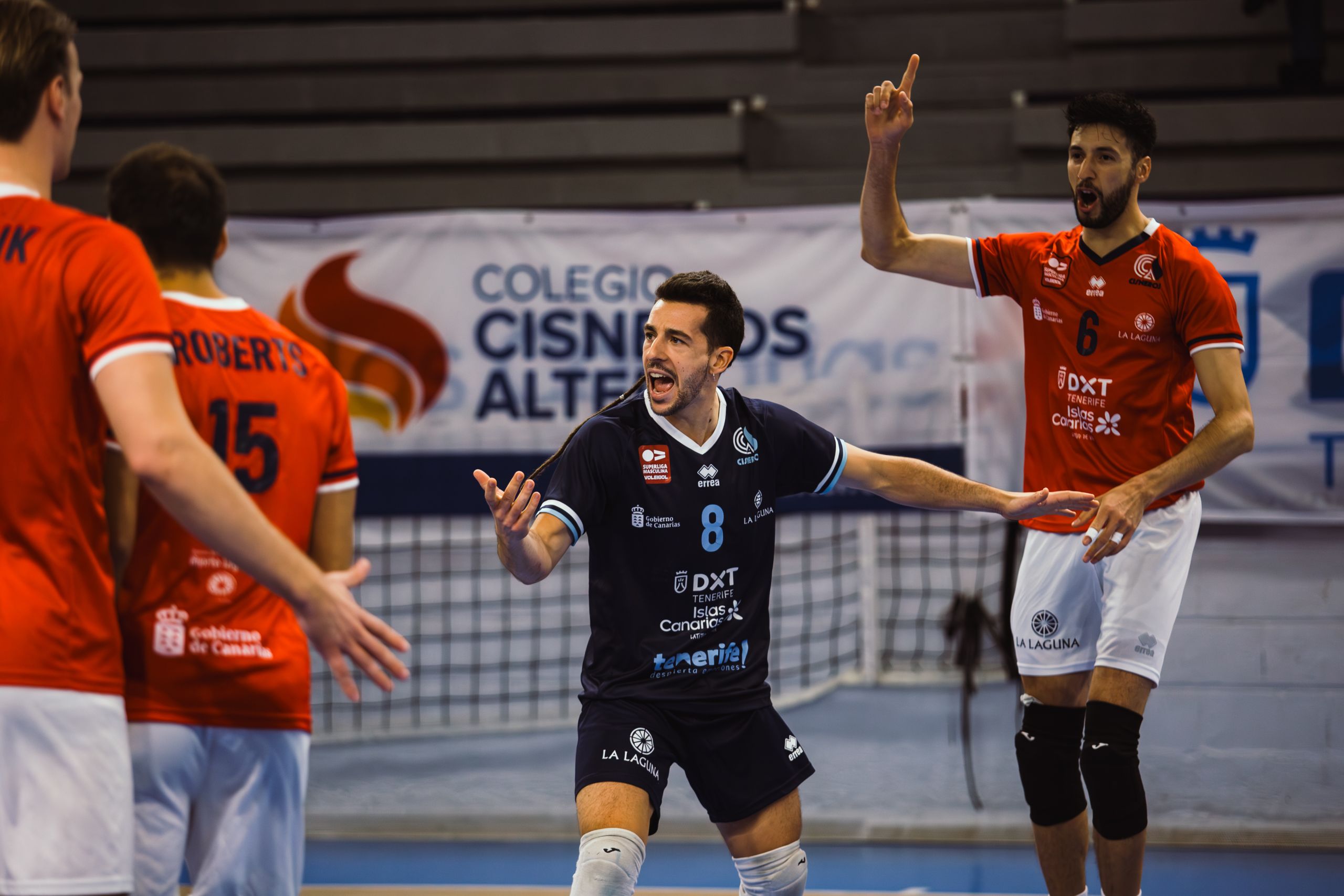 Jugadores del Cisneros como José Osado y Fabián Flores, ex del Grupo Herce Soria Voleibol (CEDIDA)