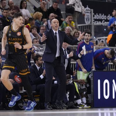 Joan Peñarroya durante el partido ante los aurinegros en Copa (ACB Media / Mariano Pozo)