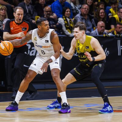 David Krämer en el partido entre los aurinegros y el Real Madrid (ACB Media / Emilio Cobos)
