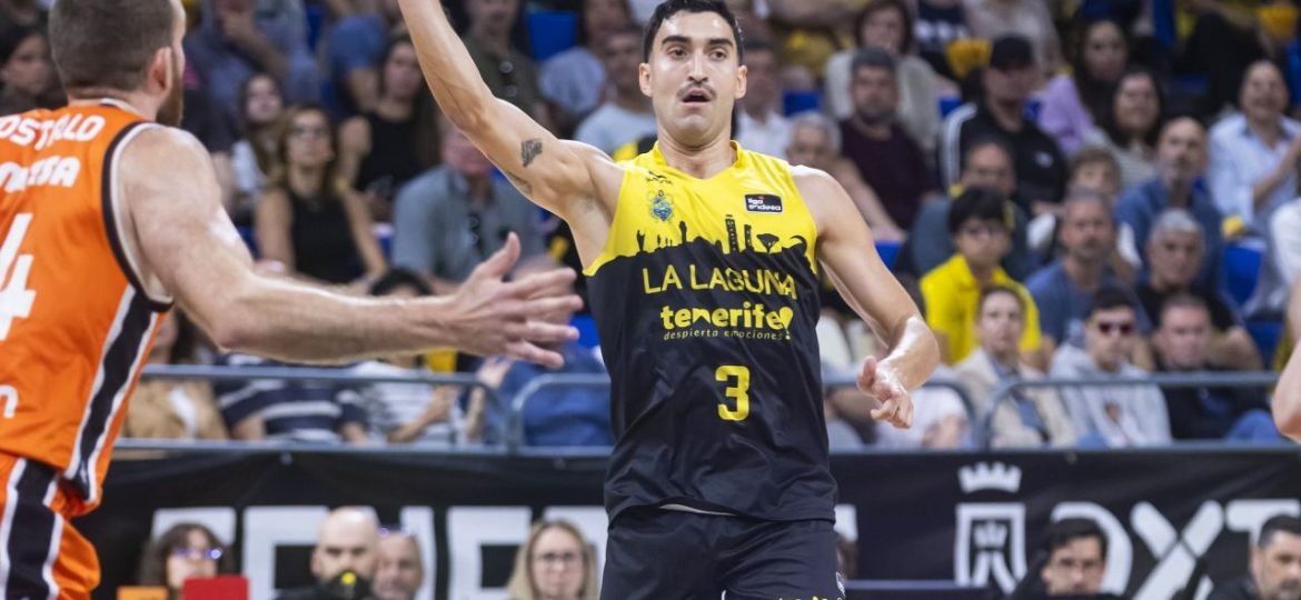 Jaime Fernández dando un pase (ACB Media)