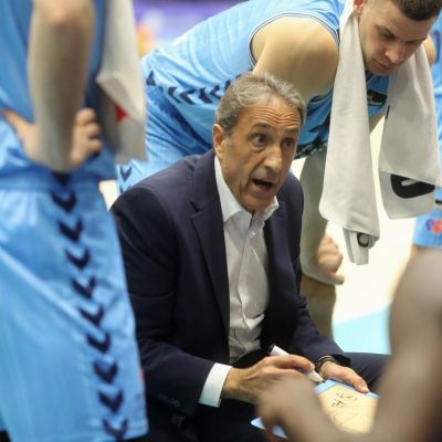 Luis Casimiro durante un tiempo muerto (Carlos Castro/ACB Photo)