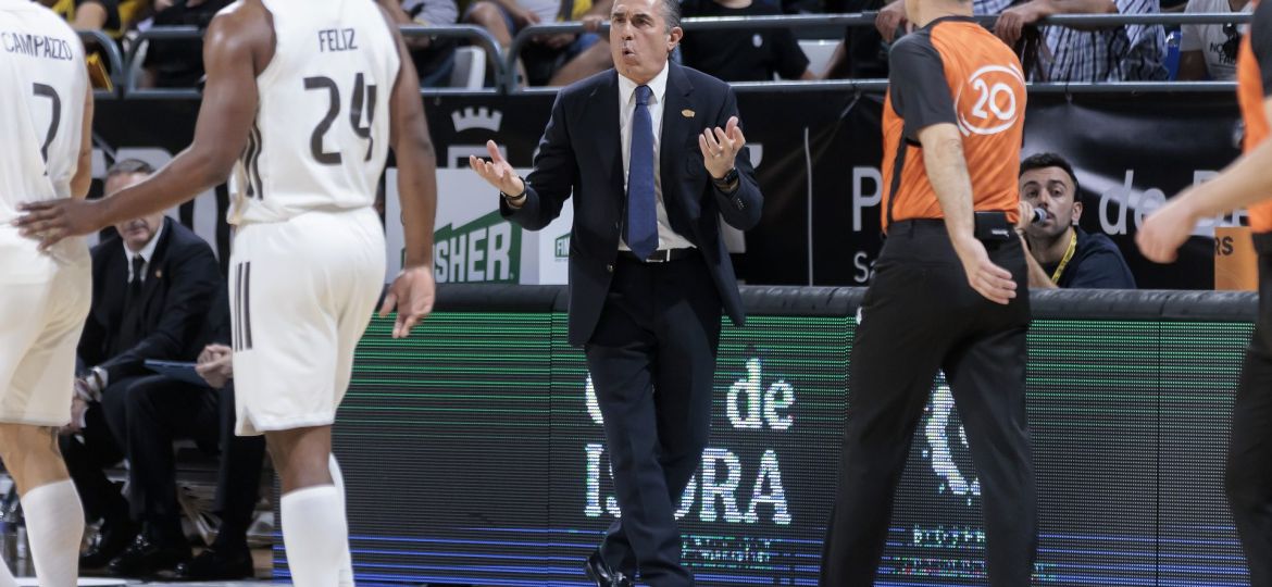 Sergio Scariolo en el Santiago Martín (ACB Media / Emilio Cobos)