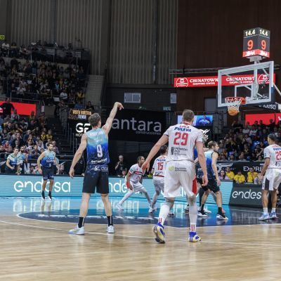 El triple final de Marcelinho Huertas (ACB Media)|RS868748_