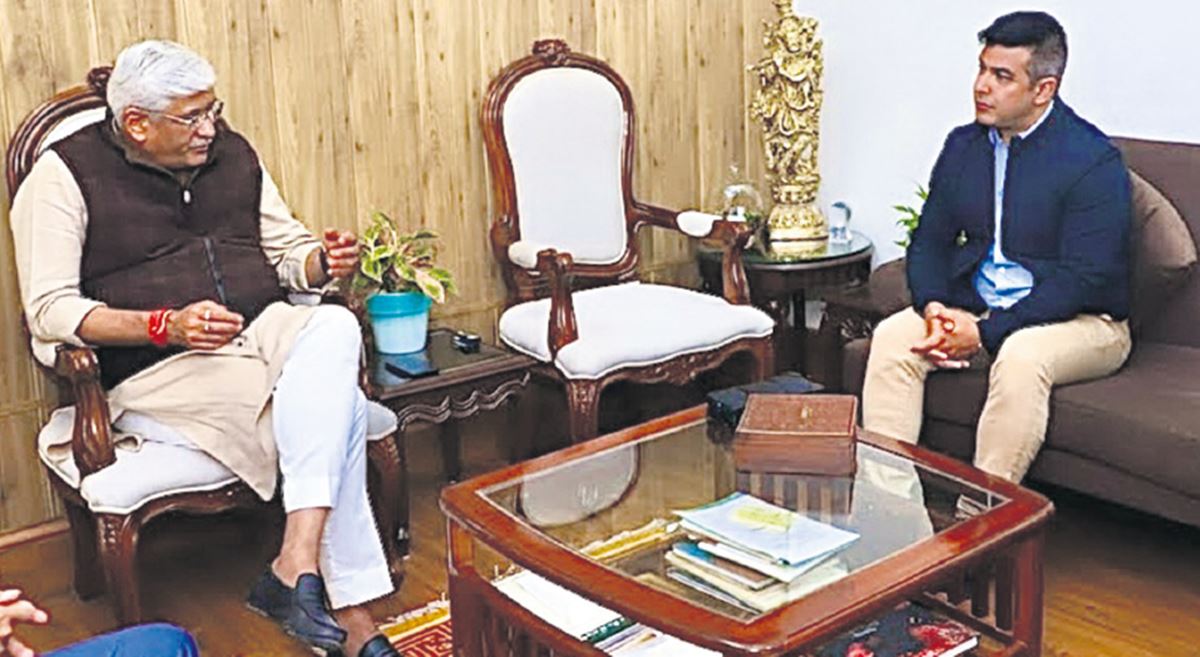 Encuentro de Rayco García con el ministro de Turismo (DIARIO DE AVISOS).