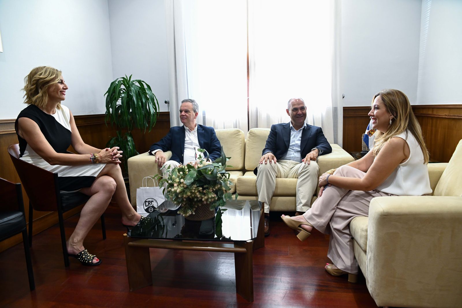 Un momento de la recepción. (CABILDO TENERIFE)