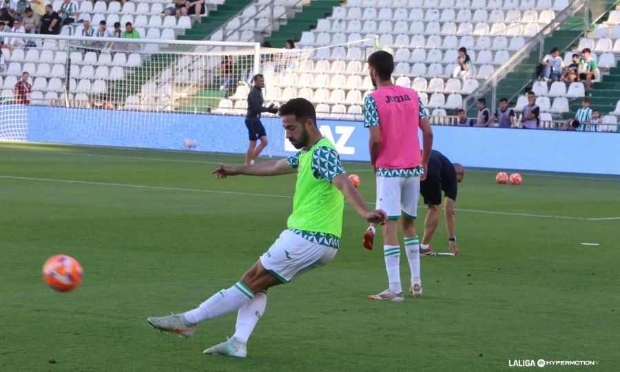 Rubén Alves en el calentamiento (La Liga)