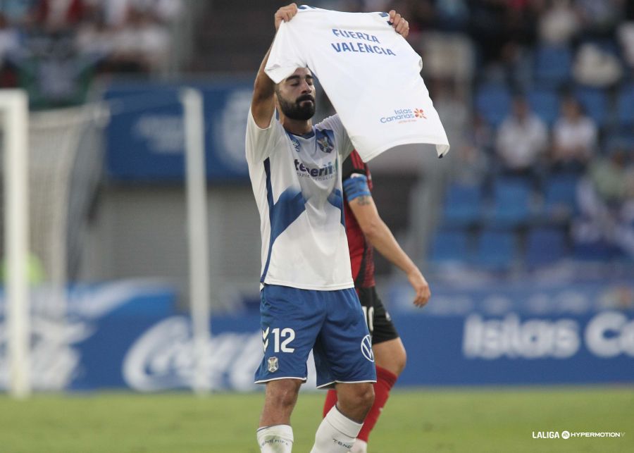 Rubén Alves muestra apoyo a los damnificados por la DANA en Valencia (La Liga)